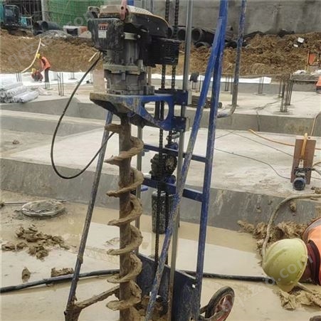 工地掏桩芯孔取土机 创丰手推支架式管桩掏土机对接延长钻杆9米
